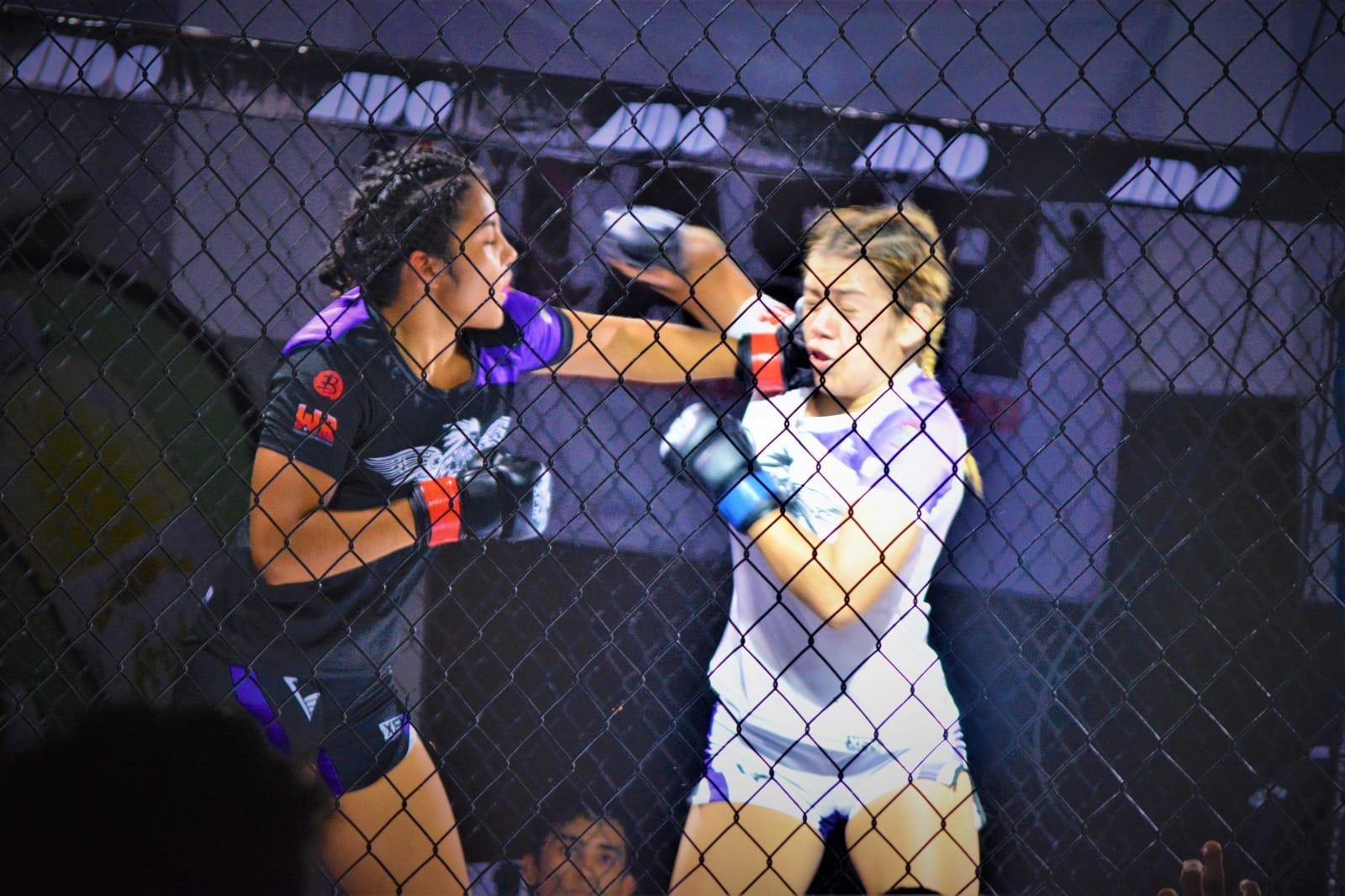 Deportistas carmelitas buscan apoyos para ir a competir a un torneo de artes marciales mixtas a Monterrey