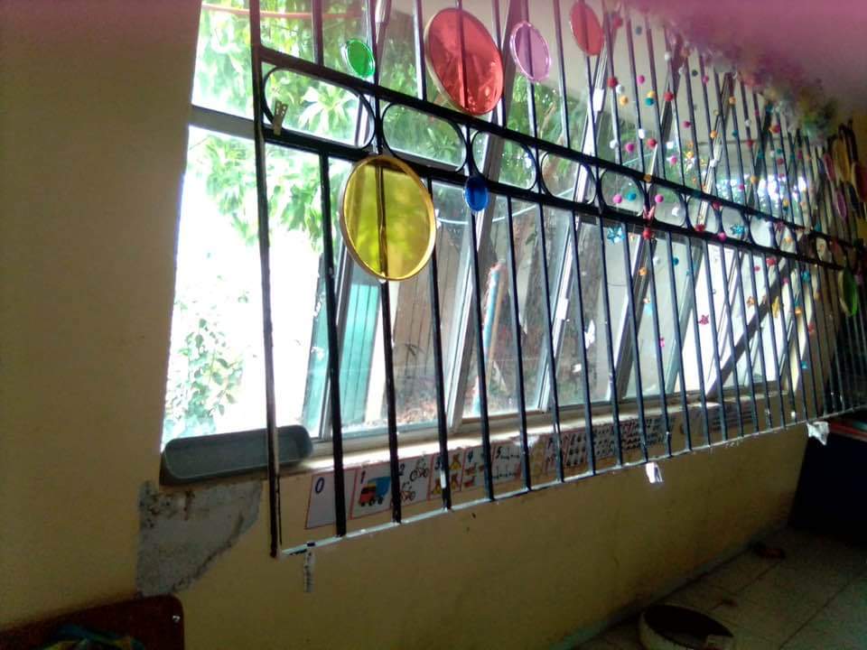 Ladrones roban kínder 2 veces