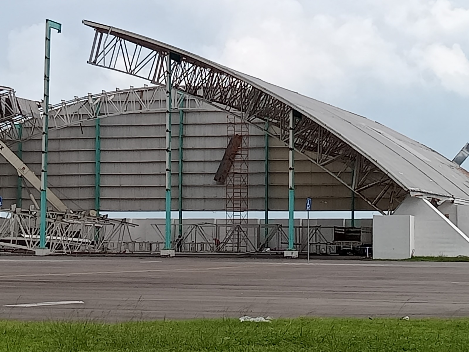 Demuelen Domo del Mar para construir una Cancha Acústica: En Ciudad del Carmen