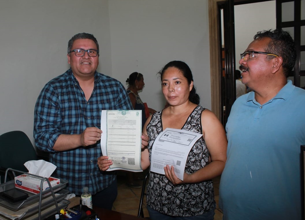 Hasta 400 actas de nacimiento se expiden a diario en Ciudad del Carmen