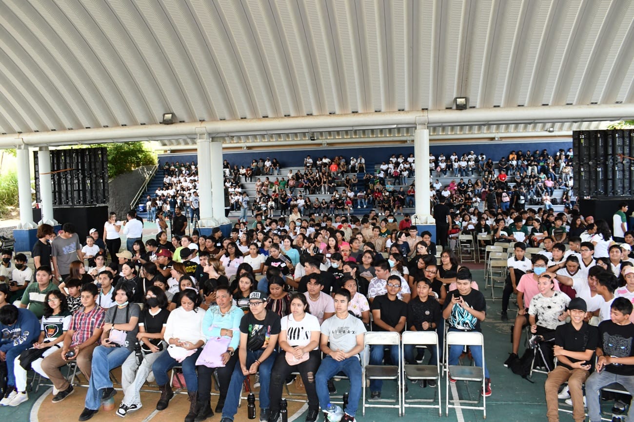 Exitoso primer encuentro estudiantil