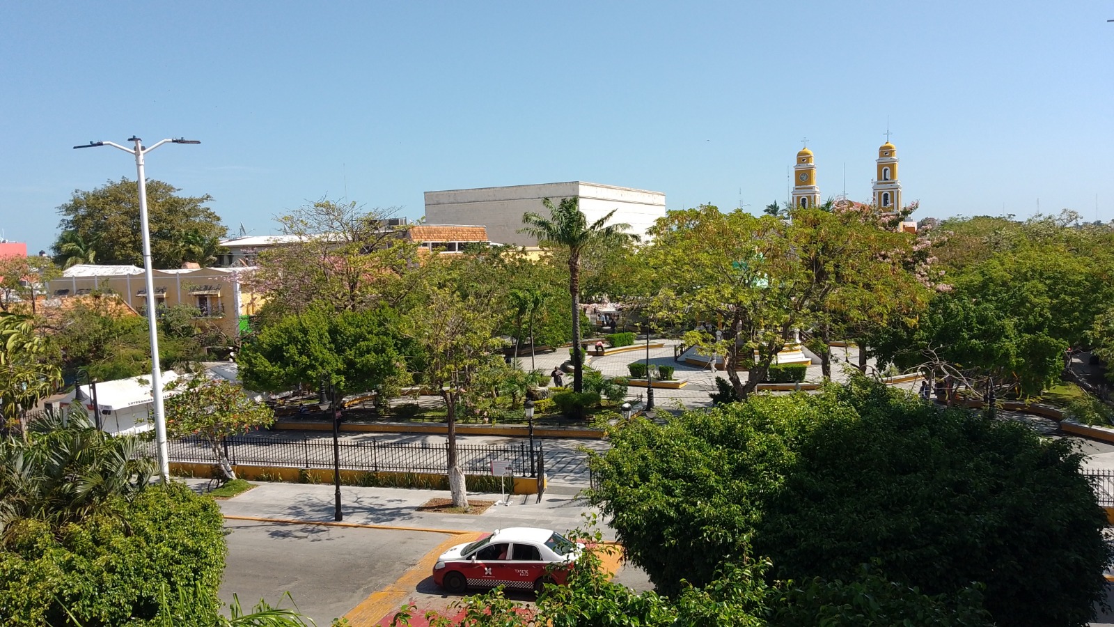 Representantes empresariales de Ciudad del Carmen, serviles del gobierno del estado