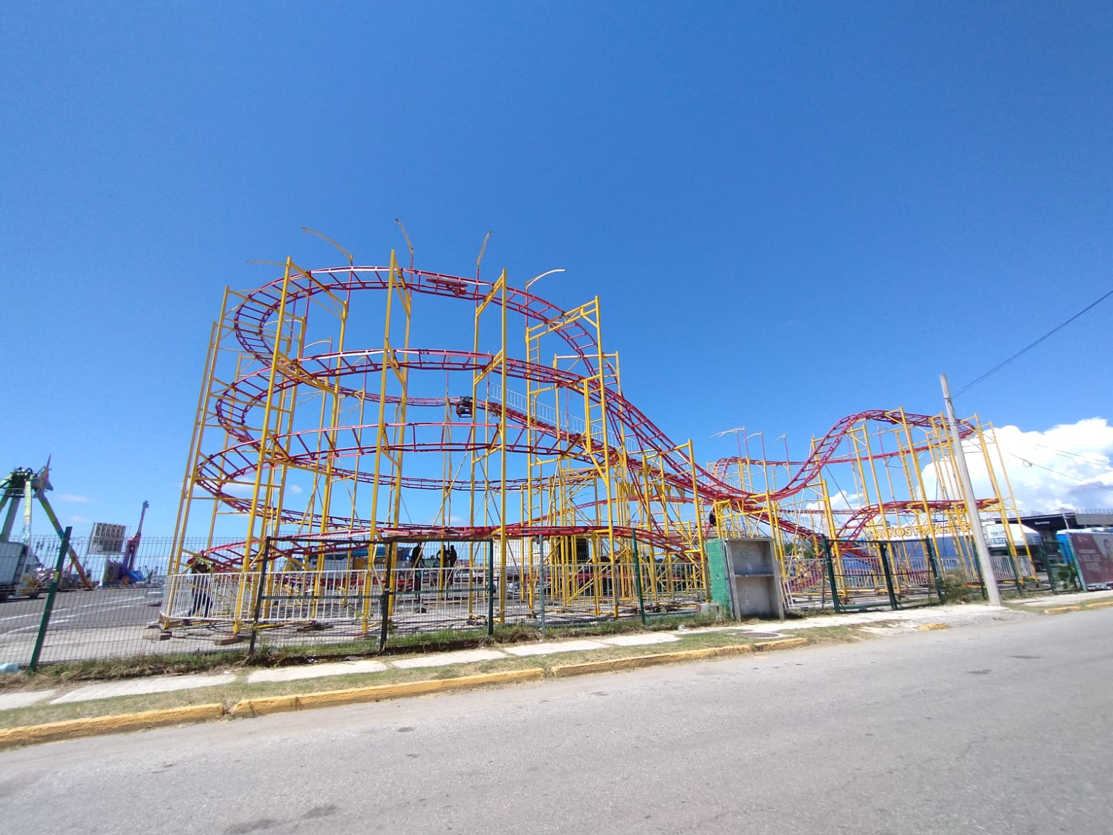 Comuna inspecciona juegos mecánicos