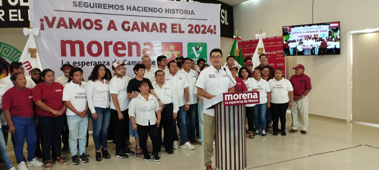 Morena Campeche felicita a Claudia