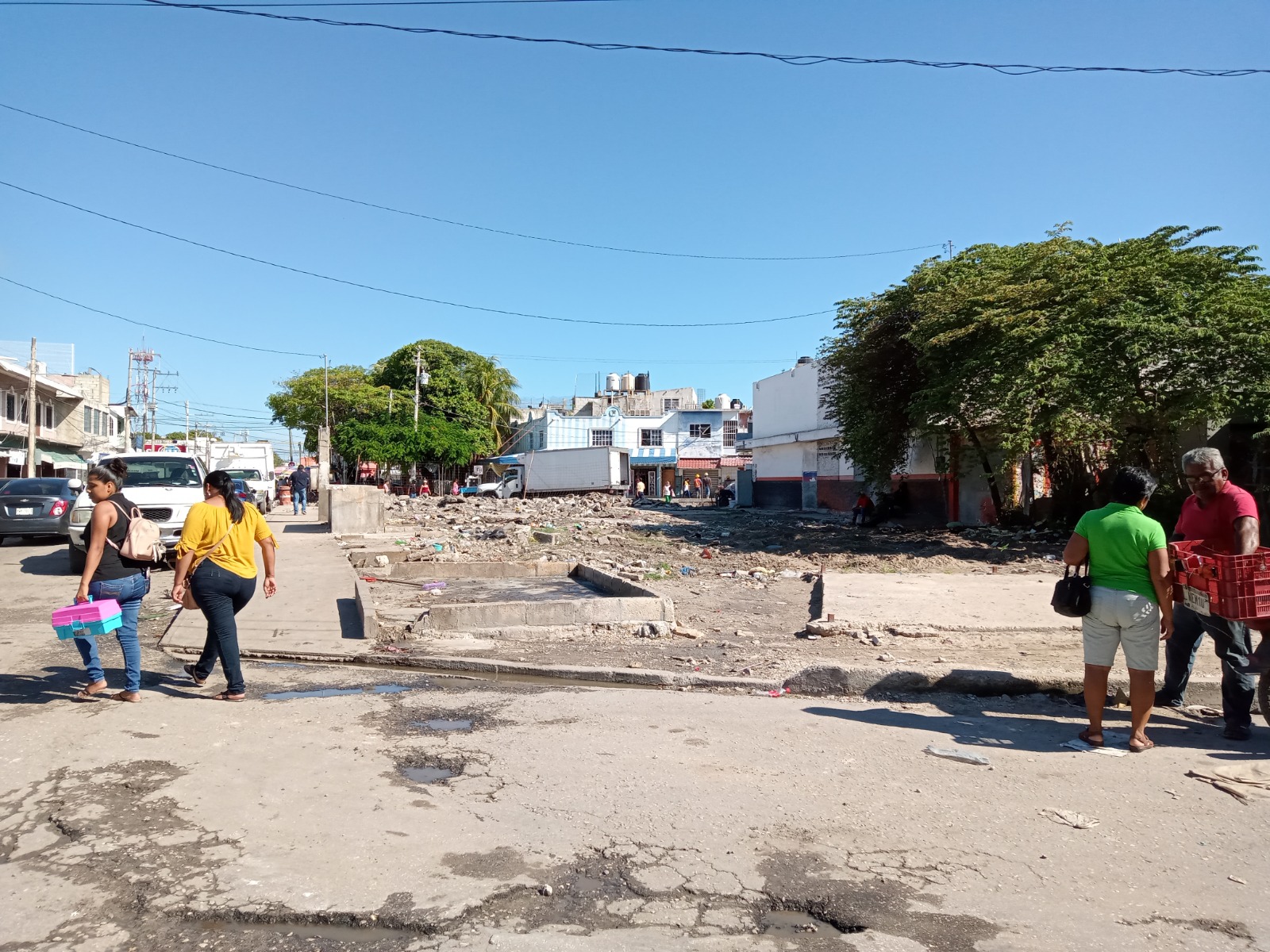 Comerciantes sobre ruedas del Chechén y parque Juan Diego tendrán que desocupar los espacios
