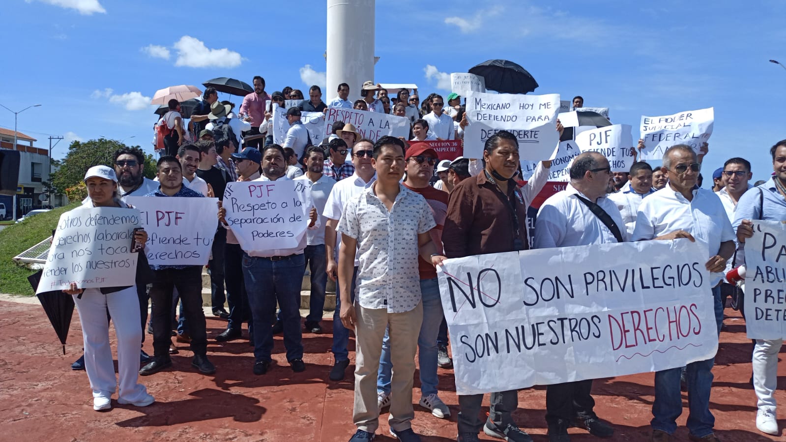 Protestan trabajadores del Poder Judicial