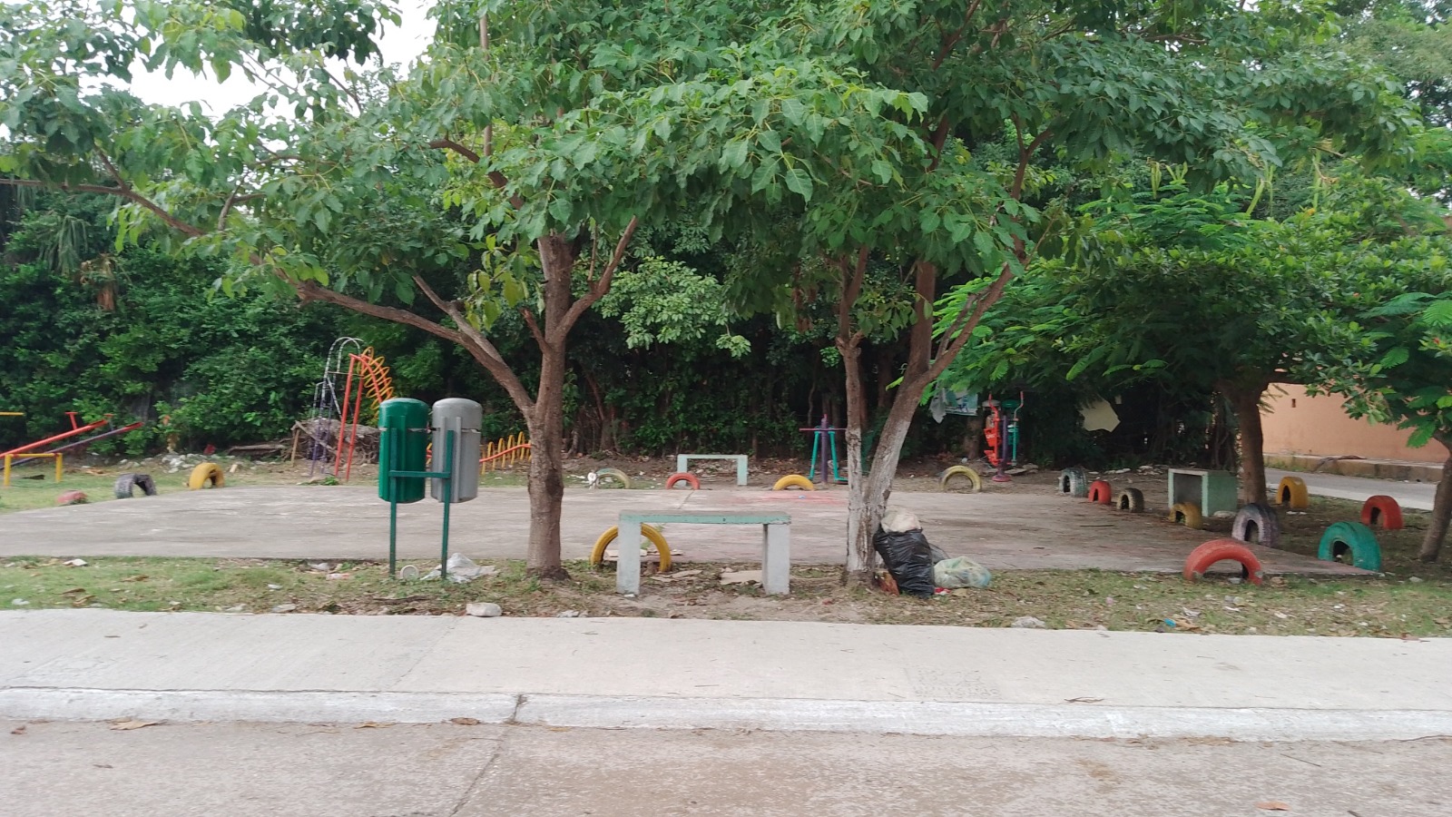 Sin recuperarse las áreas verdes del Fraccionamiento Puesta del Sol: En Ciudad del Carmen