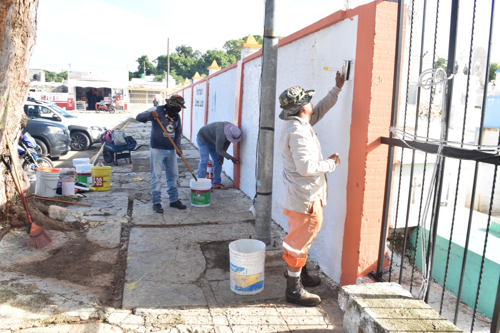 Cementerios serán atendidos por la comuna