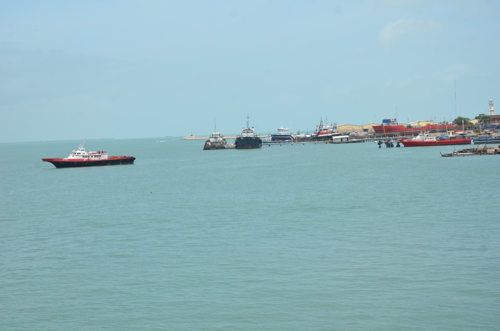 Avanzan trabajos de modernización en el muelle 17 del Puerto Isla del Carmen