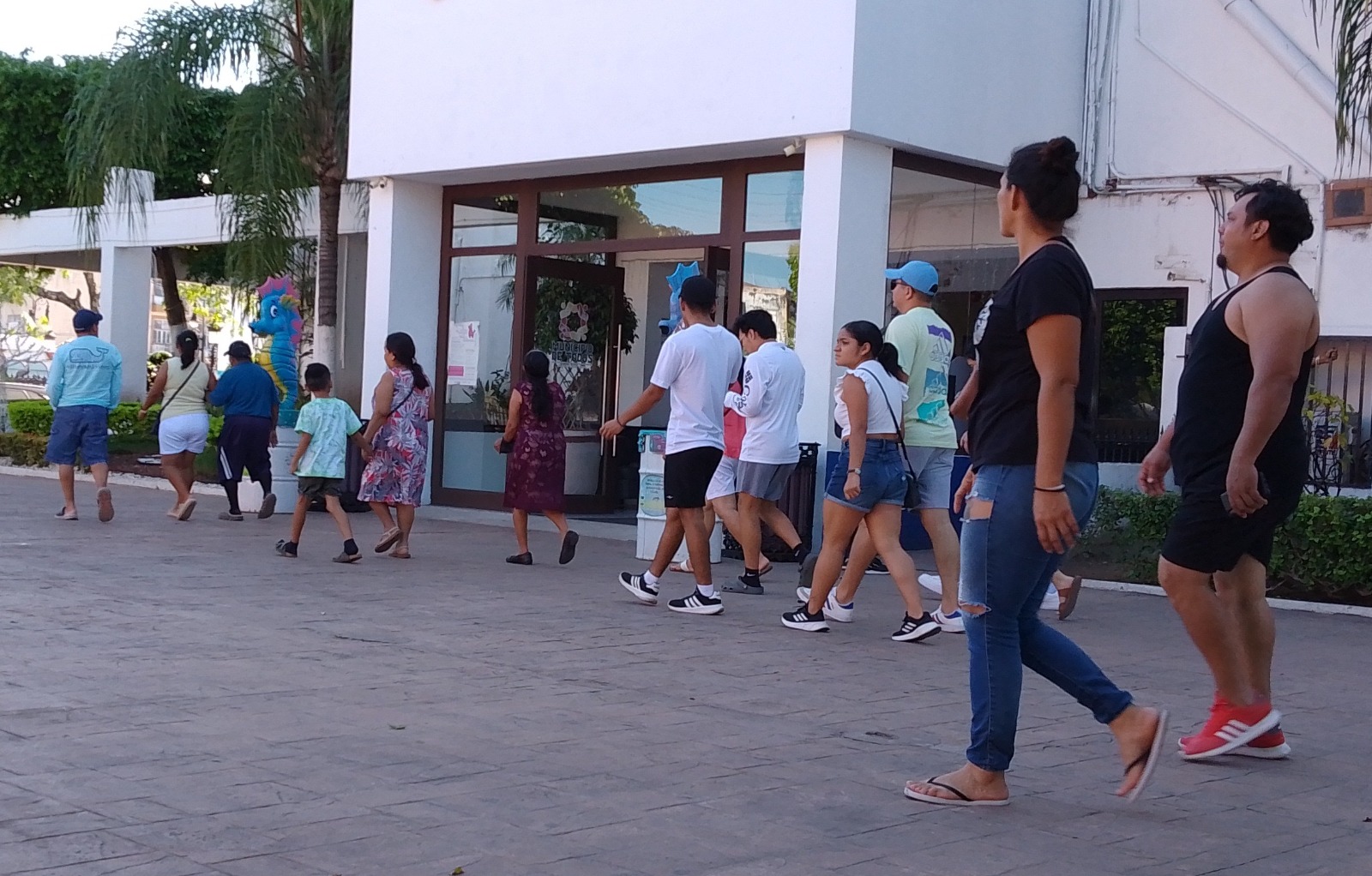 El turismo regional no garantiza economía para los artesanos de la Isla