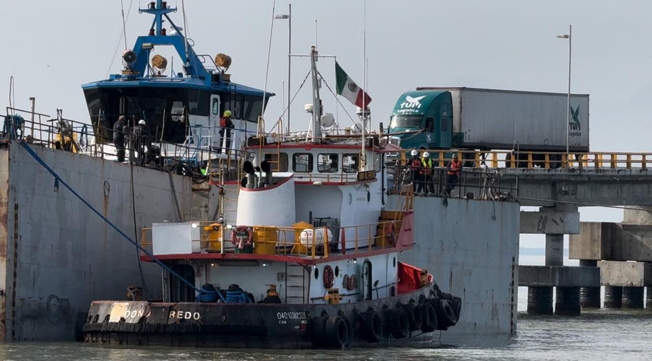 Se debe suspender el paso de los vehículos en el Puente Zacatal