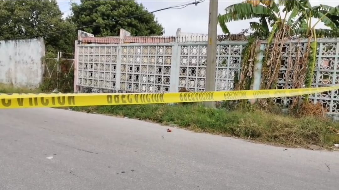 Van en Campeche cuatro suicidios