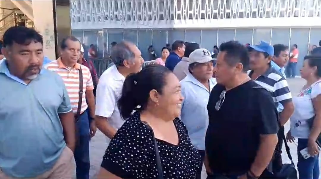 Morenistas de Hecelchakán protestan