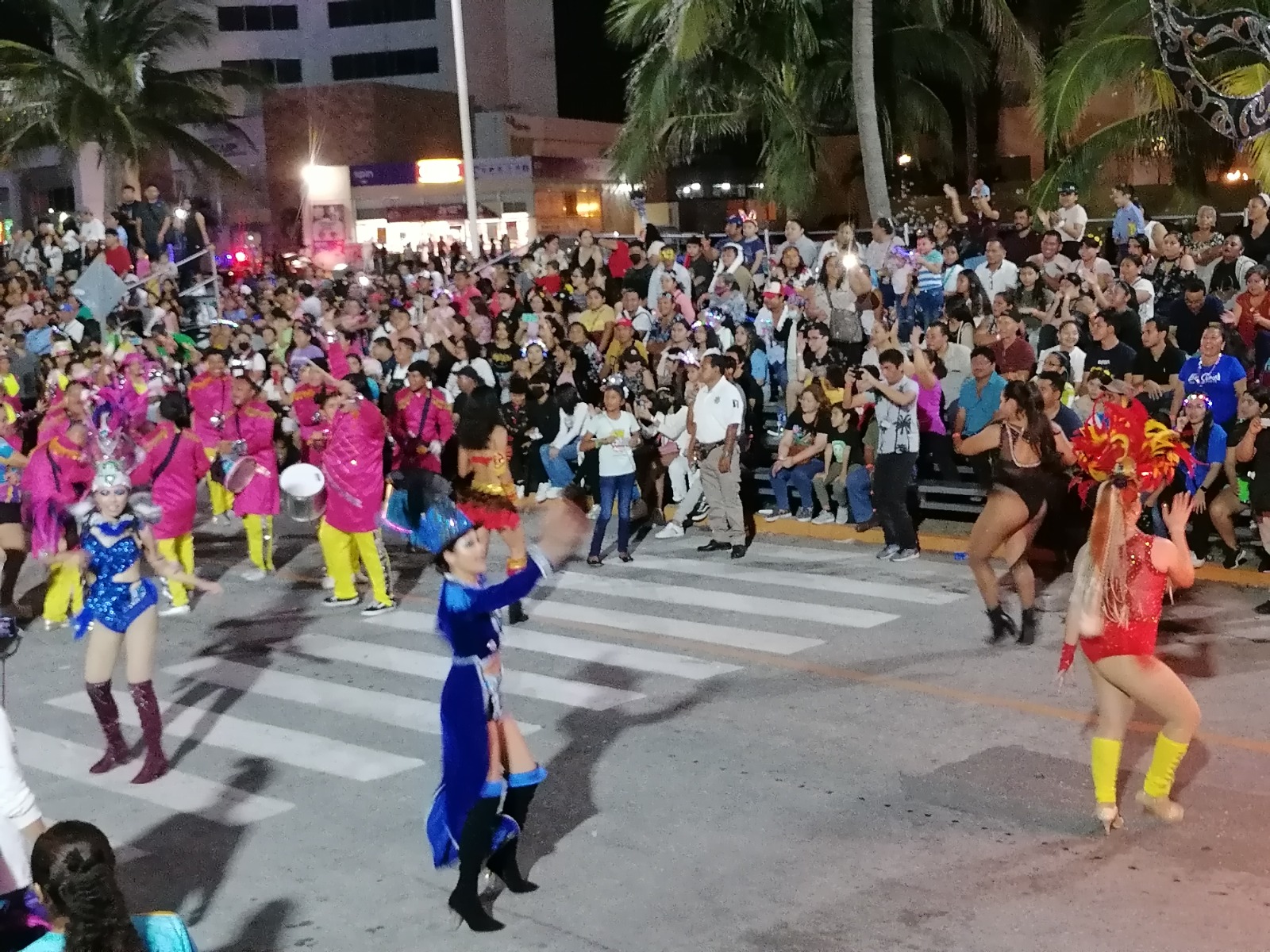 Carnaval de Ciudad del Carmen podría dejar un repunte del 12% en ventas a comercios locales
