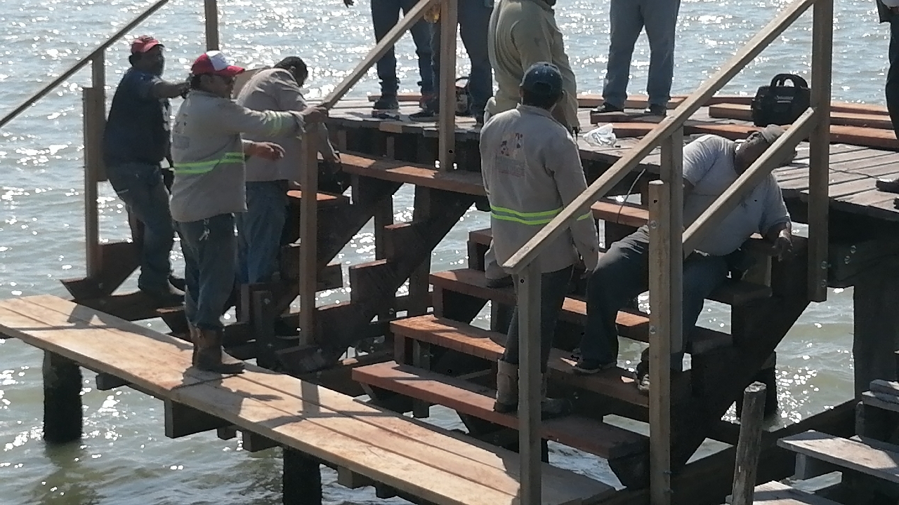 Reparan el peligroso muelle del mercado principal