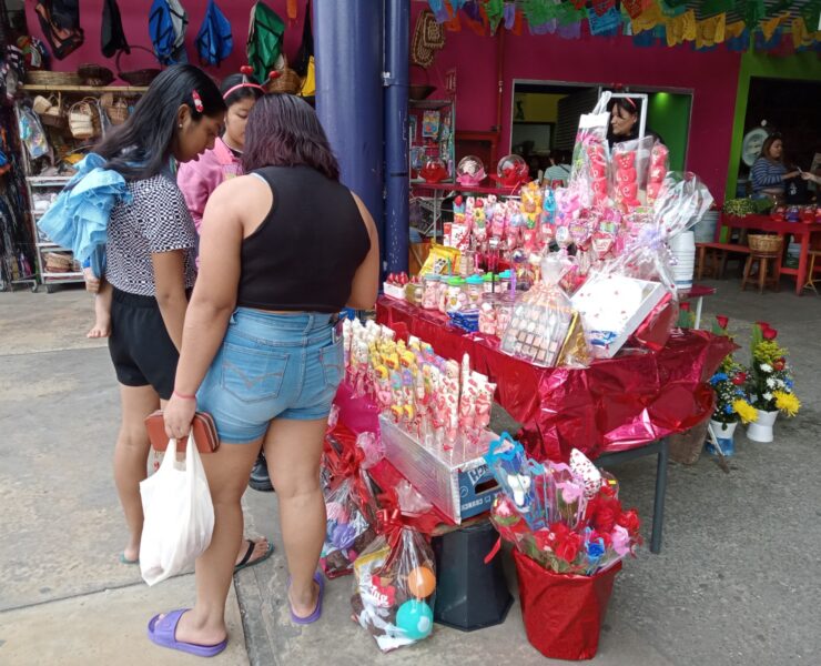 Mal tiempo podría afectar más a San Valentín