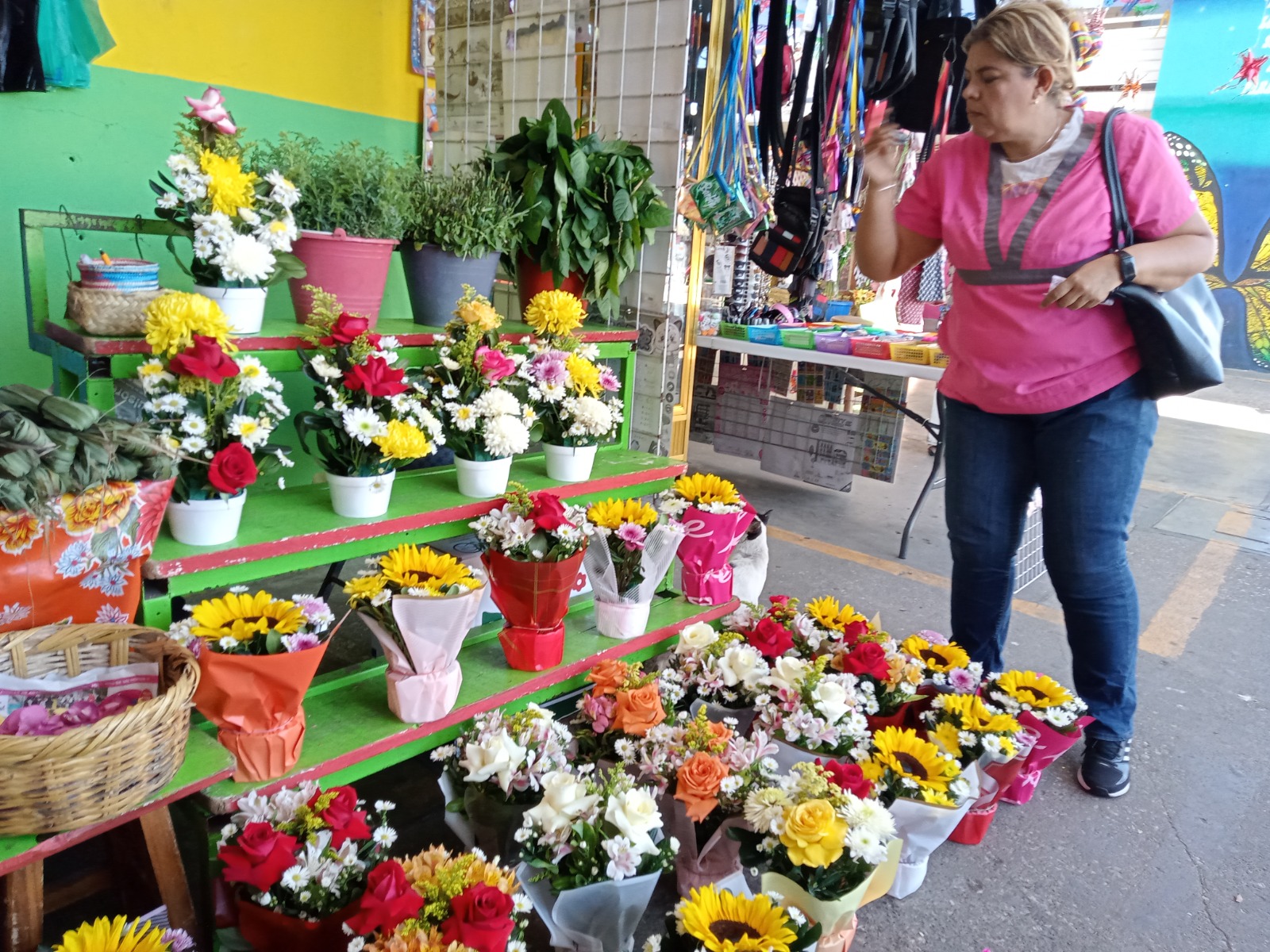 Hasta 700 pesos podrá costar un arreglo floral de 12 rosas para el Día de San Valentín