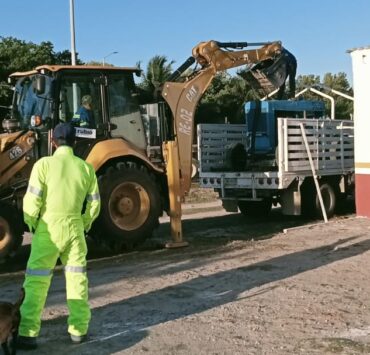 Dictan orden de restricción a líder obrero
