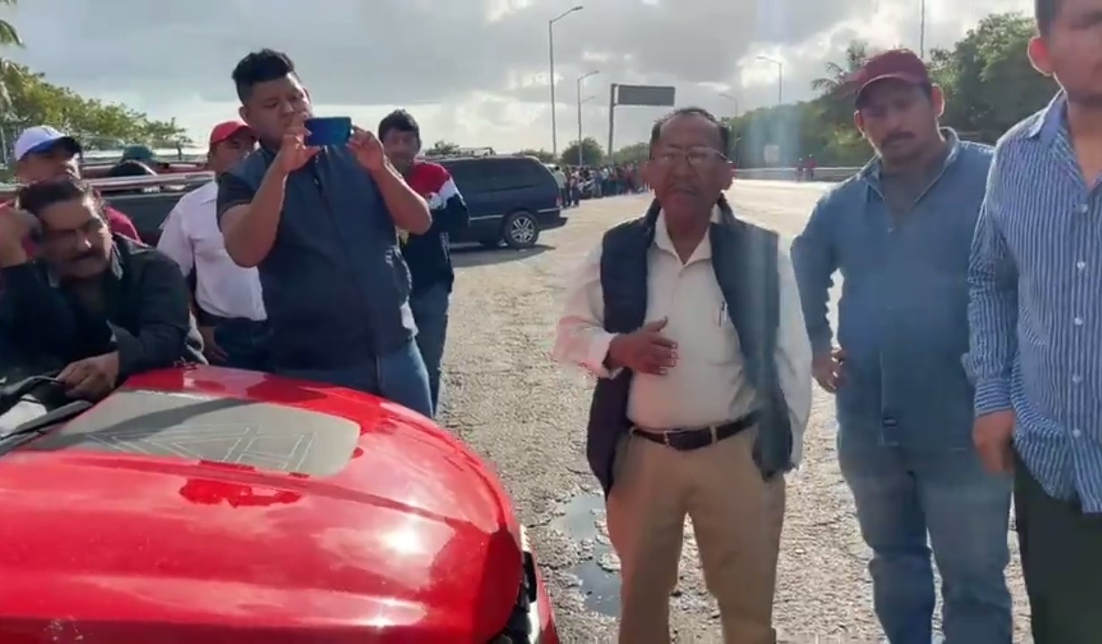 Continua conflicto laboral en el Puente Zacatal