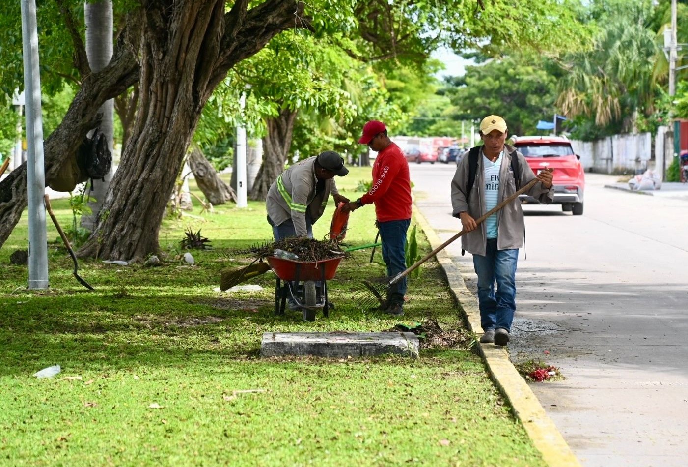 Líderes sindicales sacrifican a trabajadores en las negociaciones