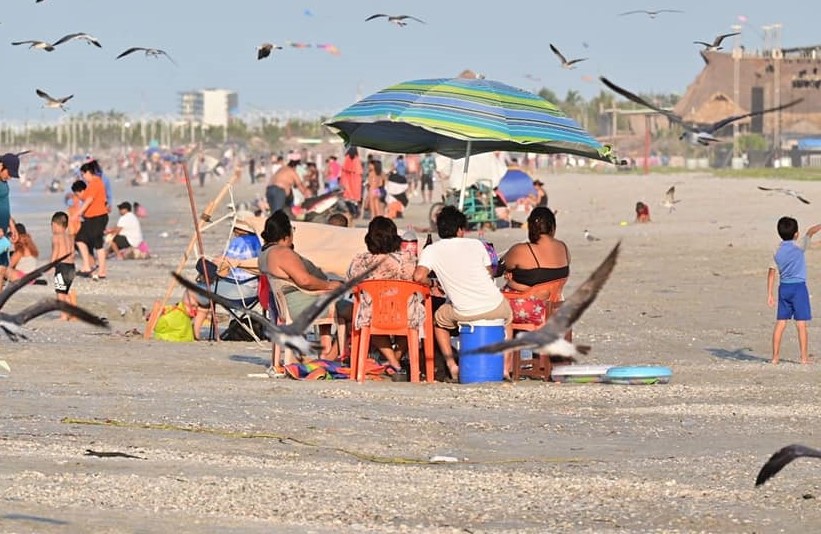 Ciudadanos deben prevenir golpe de calor e infecciones gastrointestinales