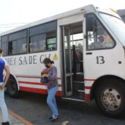 Entrada de otros servicios de transportes repercutirá a locales