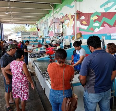 Sube precio de pescados y maricos