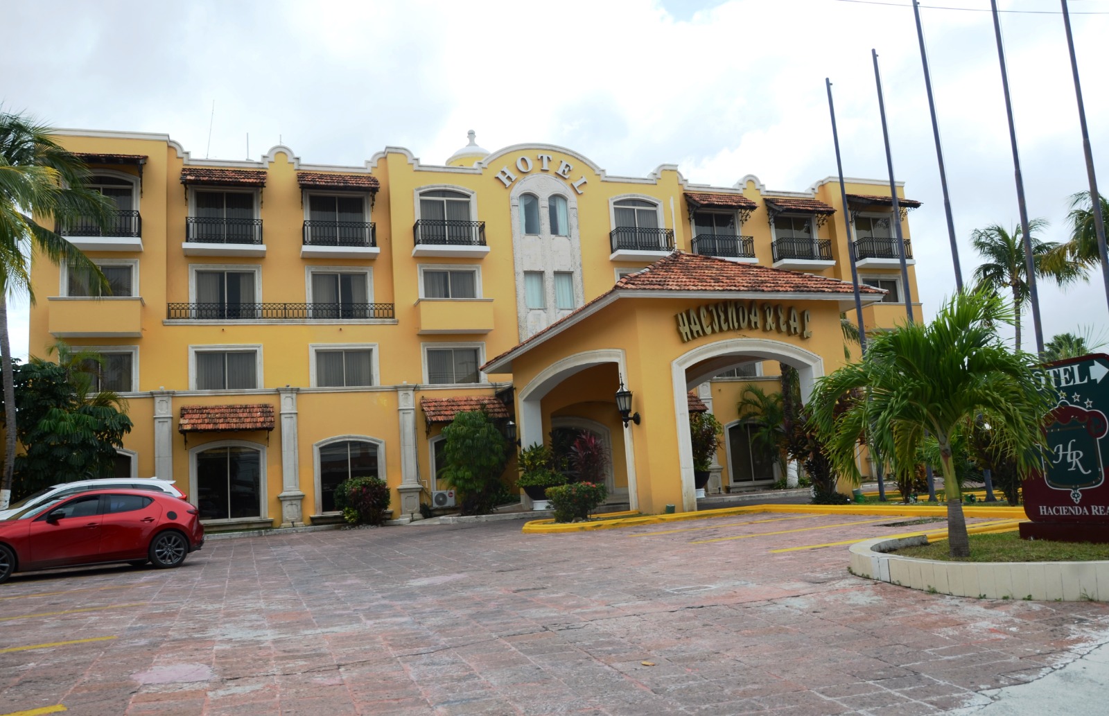 Deudas de empresas a hoteleros no bajan