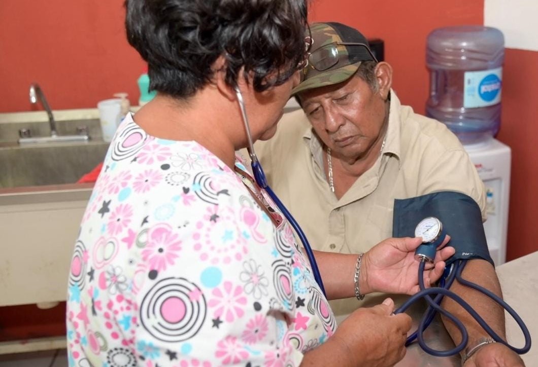 Personas con hipertensión los que más sufren con la ola de calor