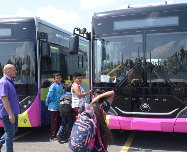 Capacitan a conductores de unidades nuevas de transporte