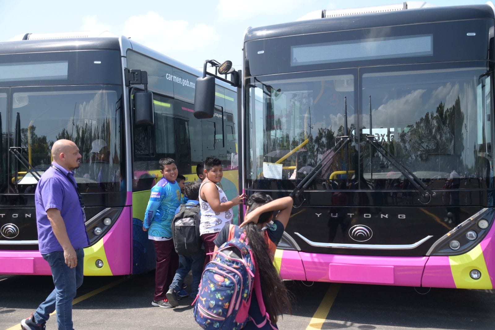 Capacitan a conductores de unidades nuevas de transporte