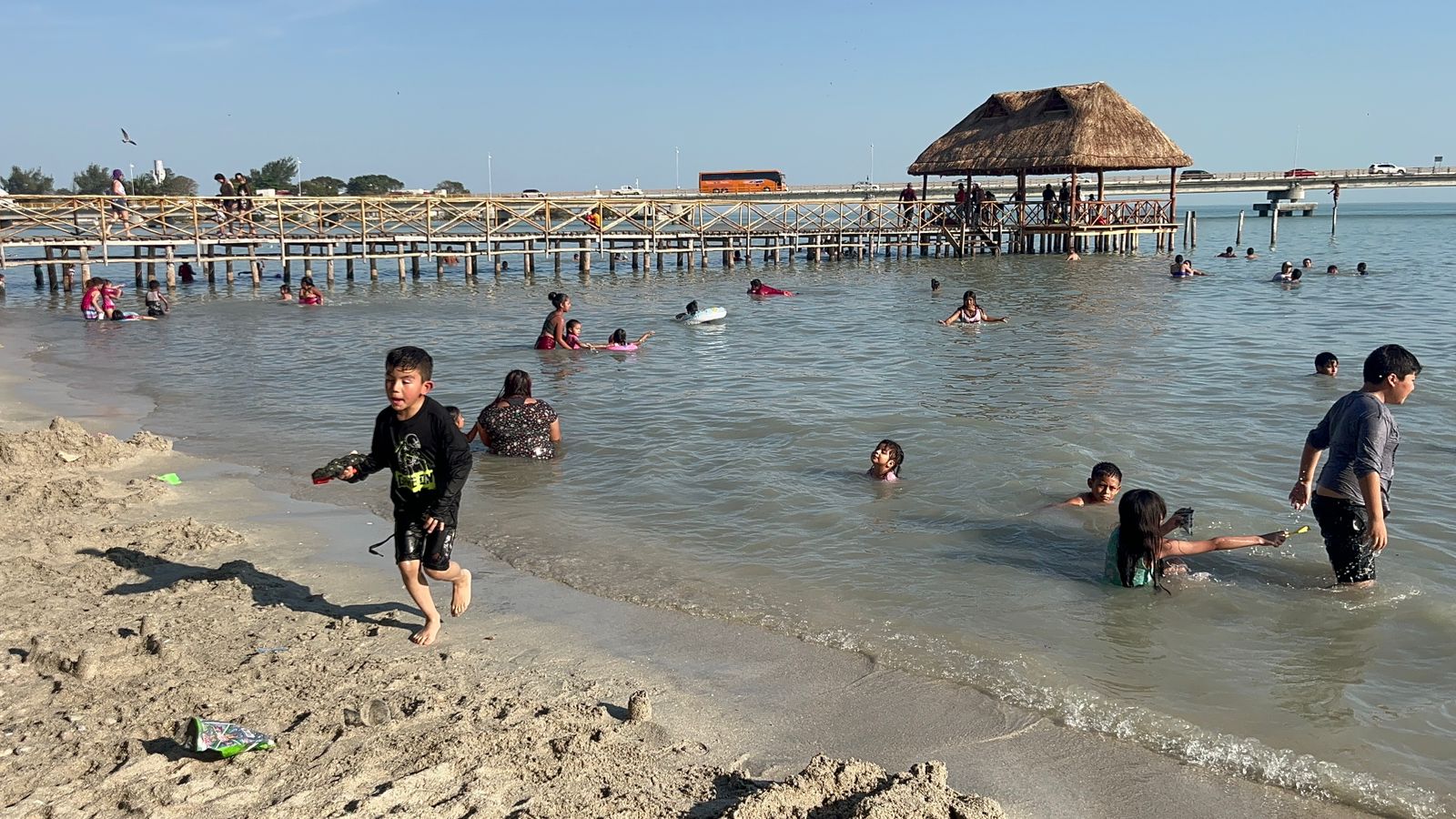 Los proyectos turísticos deben cumplir con todos los requisitos