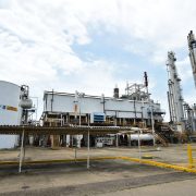 Proyecta PEMEX cerrar el año con alza de 145% en producción de fertilizantes