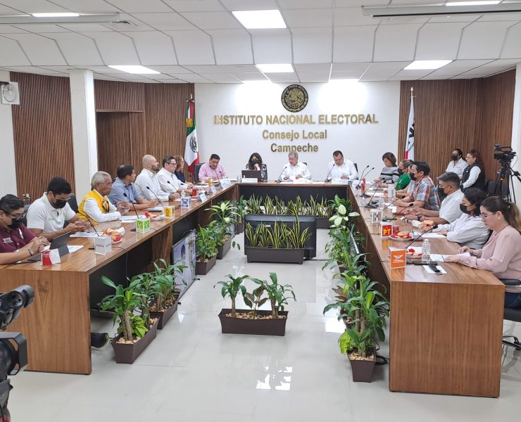 Más de mil casillas