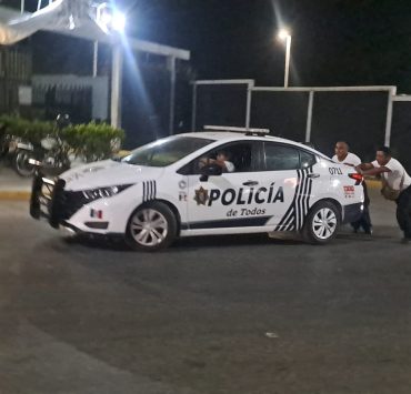 Layda asfixia a policías