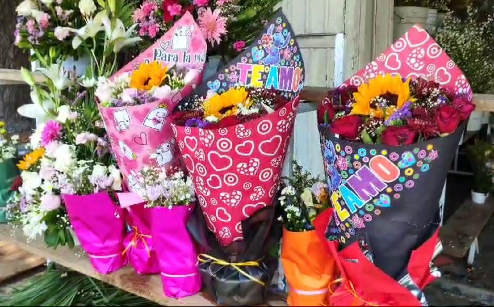 Tradicional regalar un arreglo floral el 10 de mayo