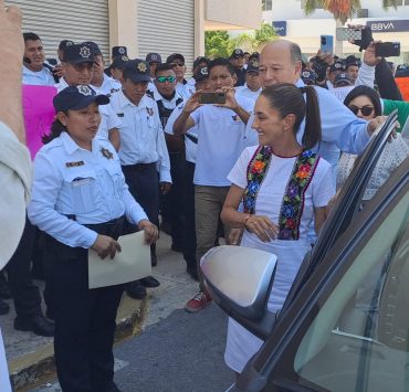 Policías buscaron diálogo con Claudia