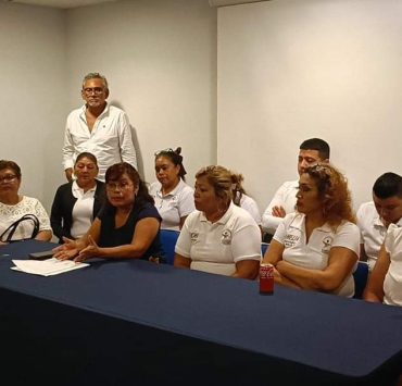 Se bajan de la contienda