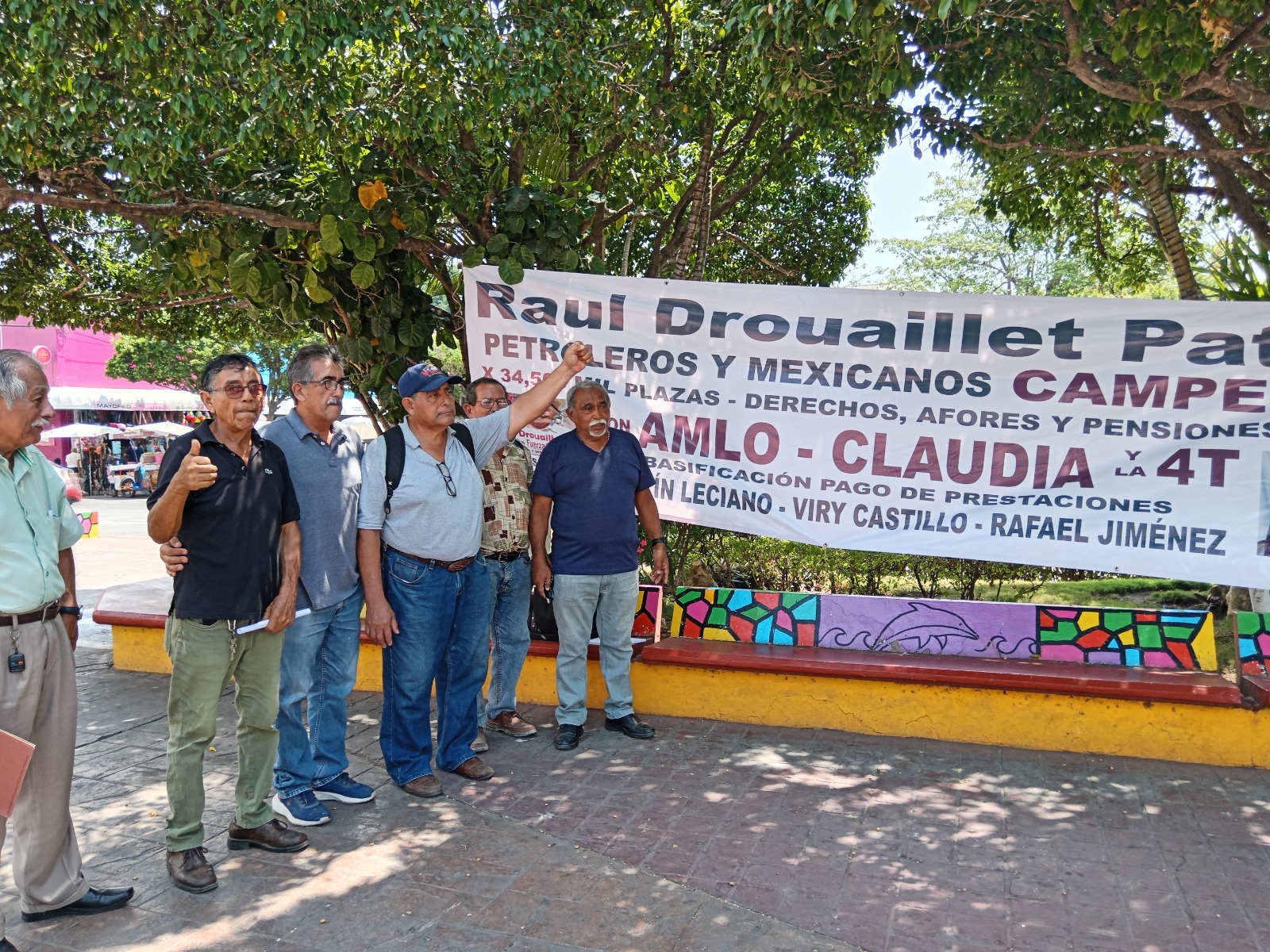 Petroleros finiquitados en el Quinazo piden justicia
