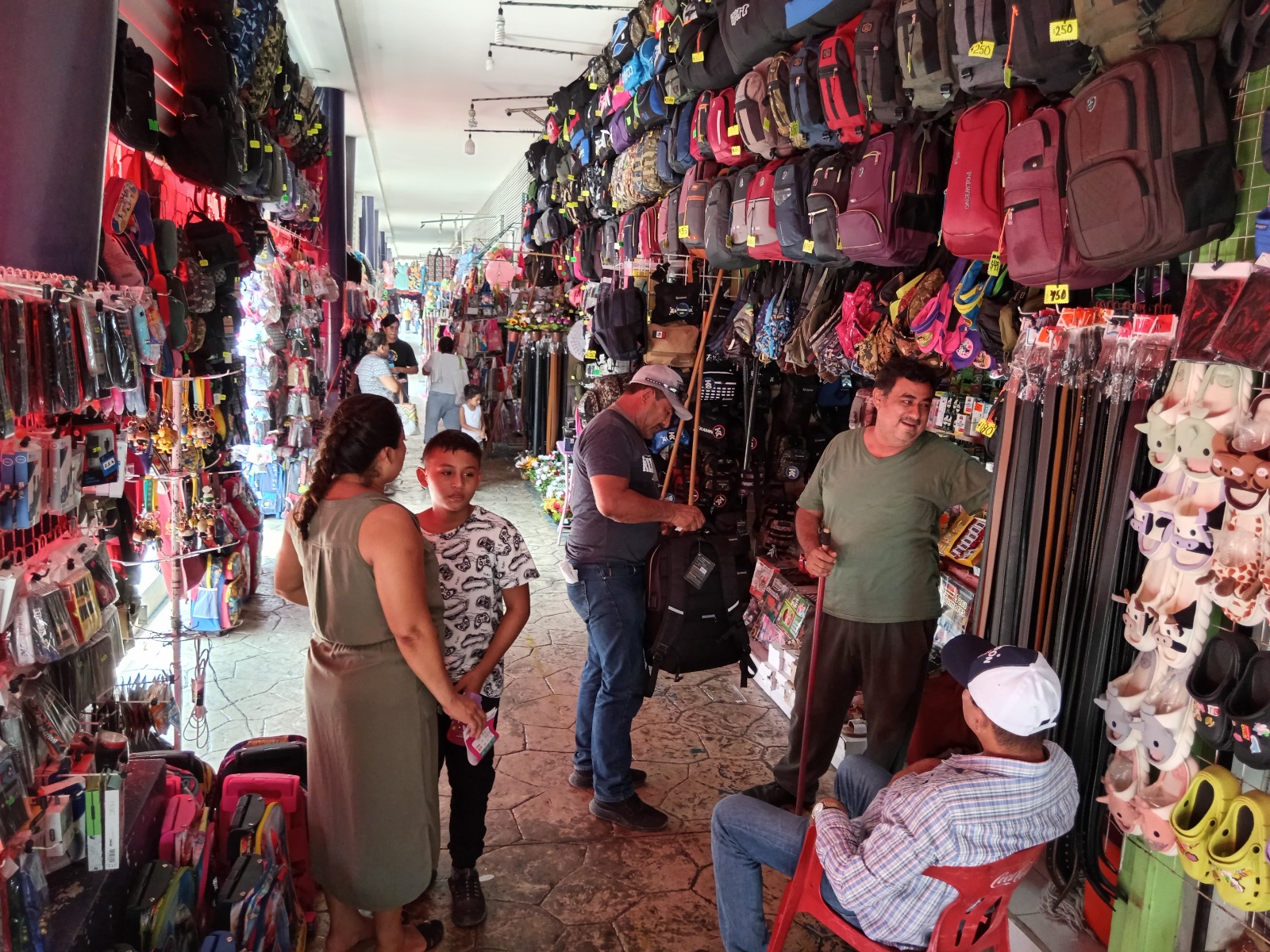 Crisis histórica en Ciudad del Carmen afecta a comercios