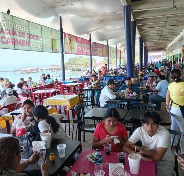 Se debe reactivar la economía de locatarios en la Feria de Julio