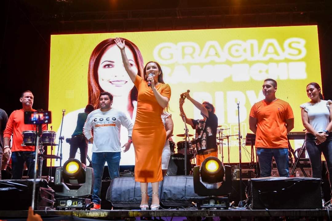 Biby Rabelo celebró bailando