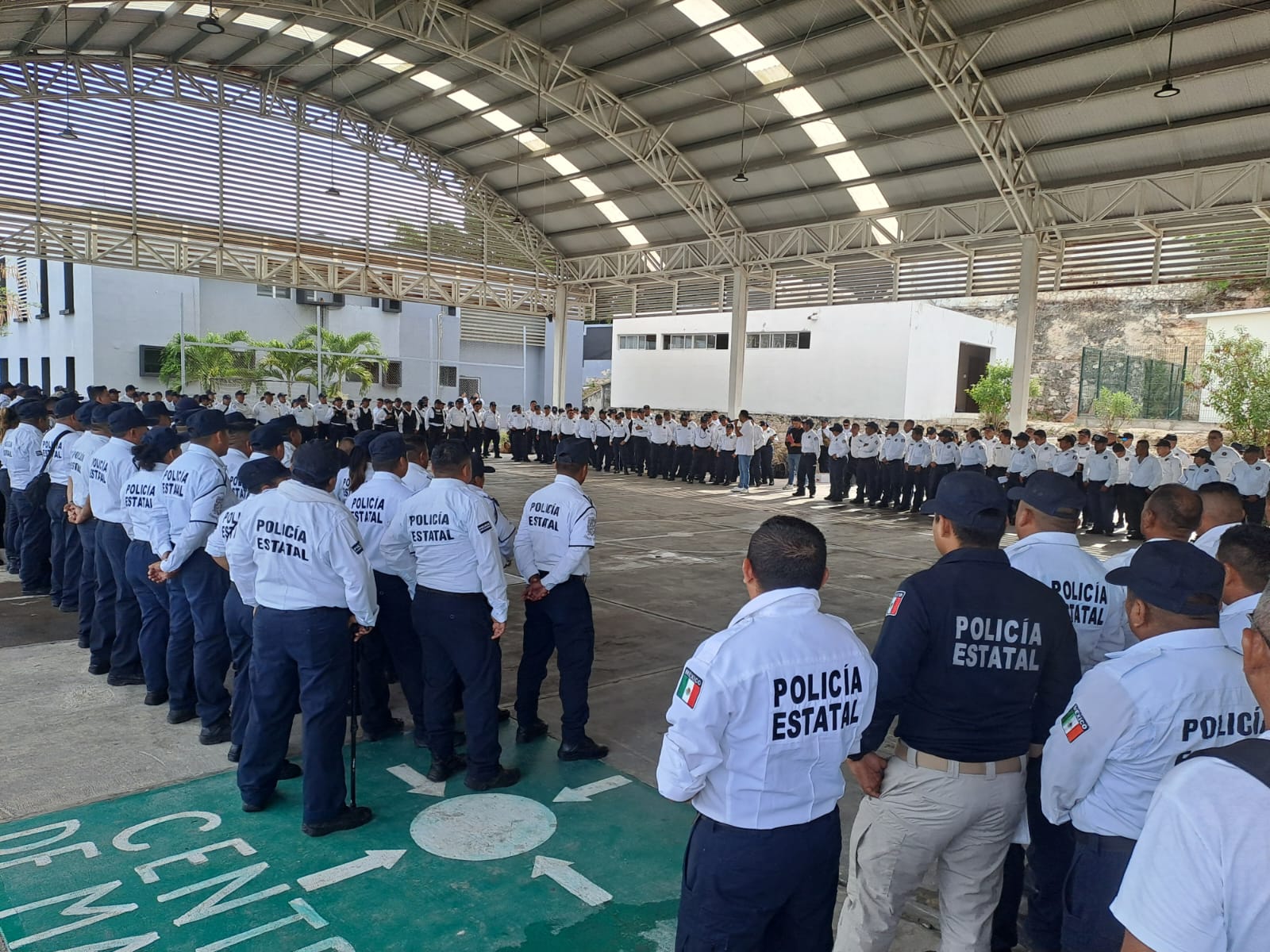 Policías dispuestos a dialogar