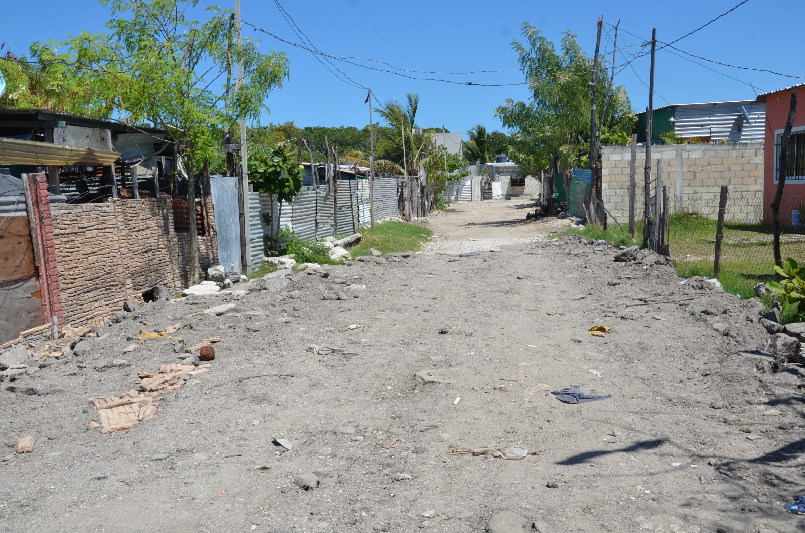 Predios en zonas irregulares incumplen con las normas para viviendas