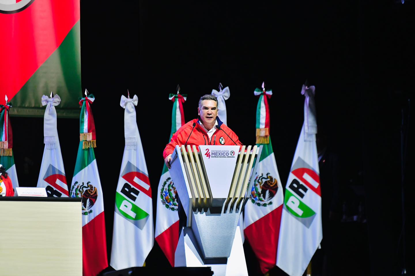 Reelección de “Alito” en el PRI por intereses económicos