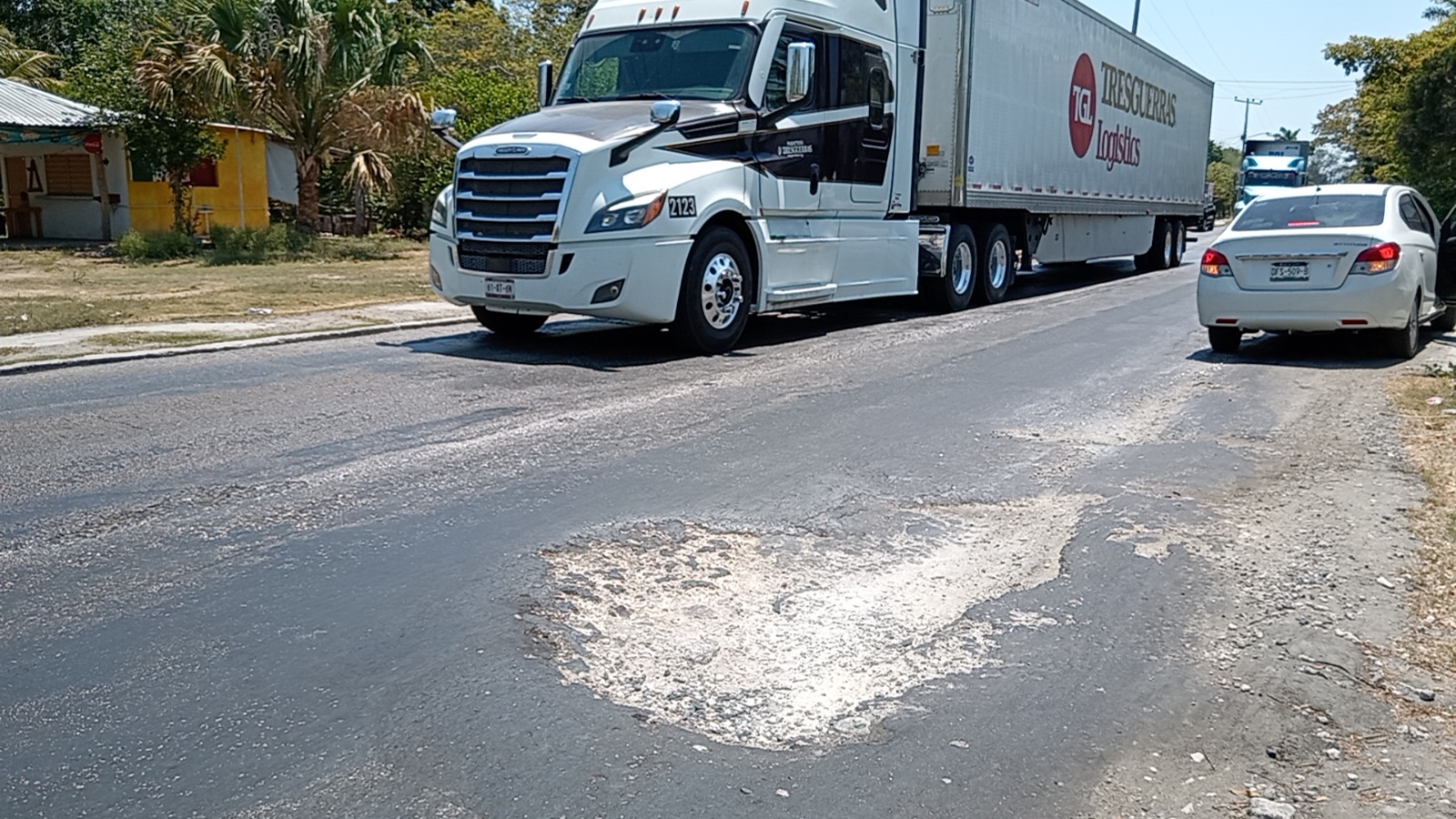 Ciudadanos pueden denunciar daños a sus vehículos causados por baches