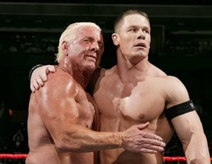 John Cena a lado de la leyenda Rick Flair.