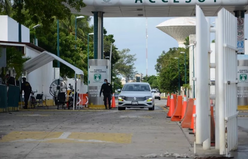 Niegan acceso a derechohabiente del Hospital Naval al recinto portuario