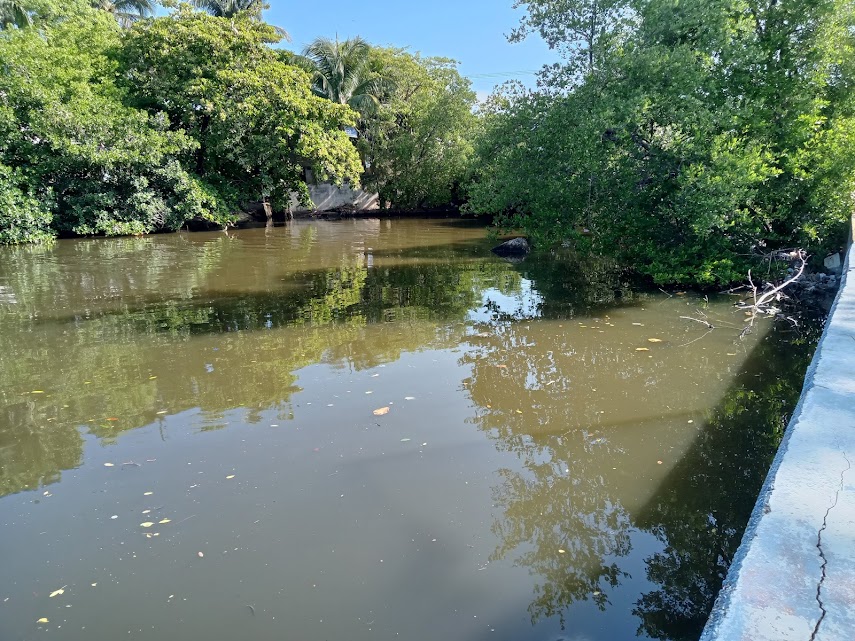 Cooperativas pesqueras gestionarán al INECC saneamiento de la Caleta