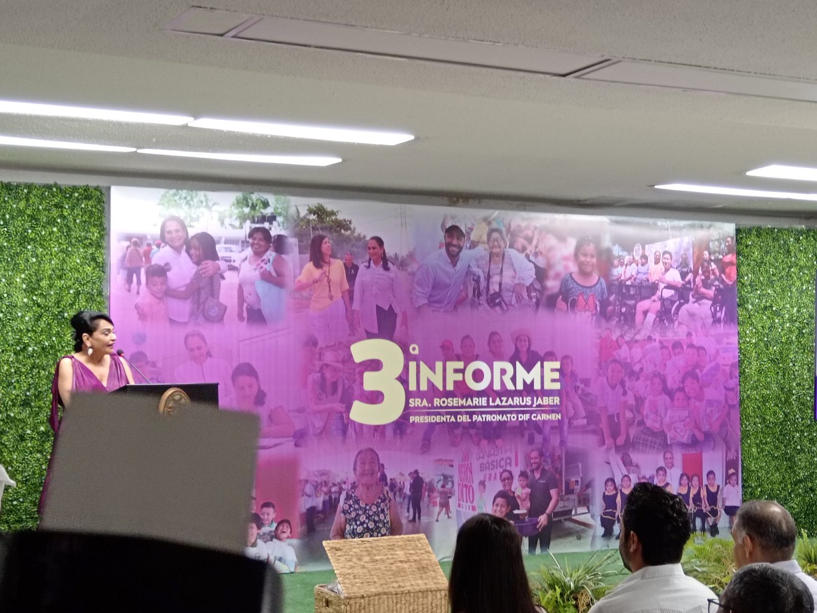 Tercer informe la Presidenta del DIF-Carmen